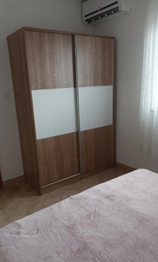 Family Apartments Tomy 푸나트 외부 사진
